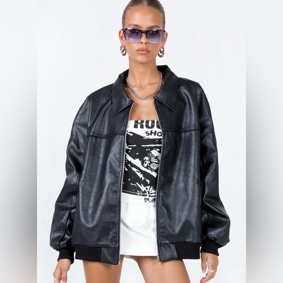 Princess Polly Jackets & Blazers - Princess Polly Goldsmith Faux Leather Bomber Jacket Black Oversized US 6